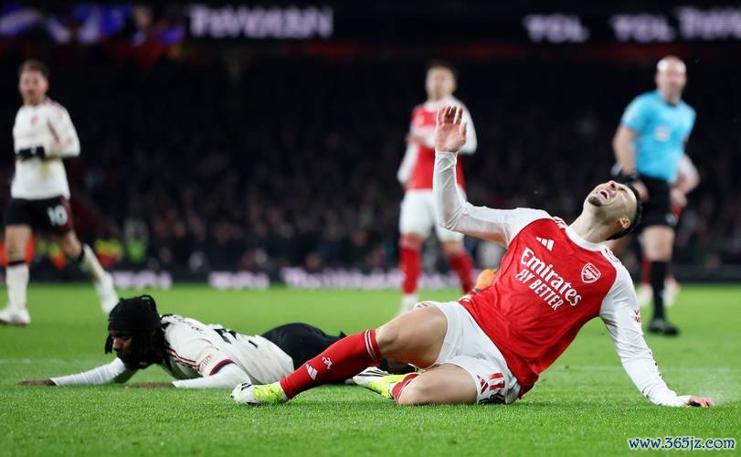 英超新赛季展望:利物浦卫冕挑战大 阿森纳盼破魔咒 英超新赛季展望:利物浦卫冕挑战大 阿森纳盼破魔咒