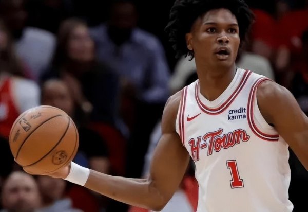 乐鱼体育下载 火箭输76人！杜兰特36分，谢泼德主导起势却被弃，阿门+2将引失望