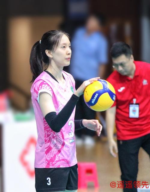天津女排外援爆发！3-0零封福建女排新星，2胜1负暂列积分榜第3