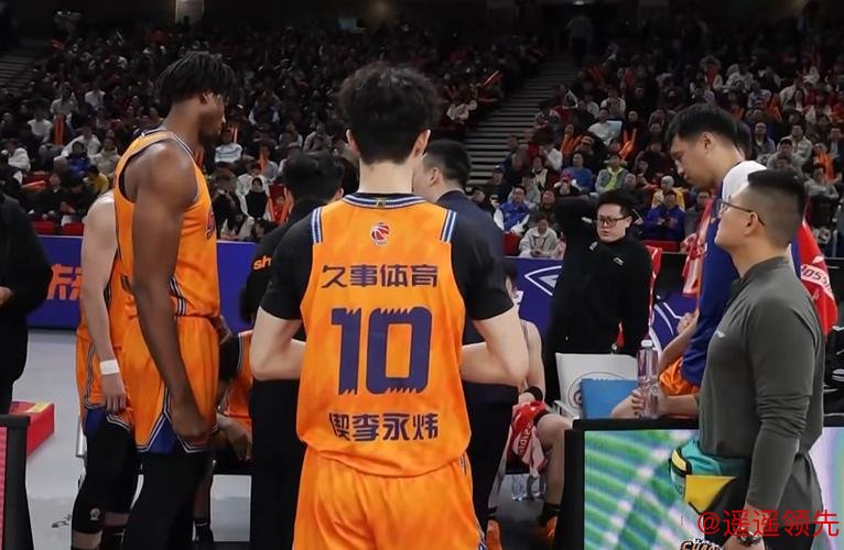 失望！2米11顶薪球员篮下空篮不中，怒砍0分 球迷：快送走