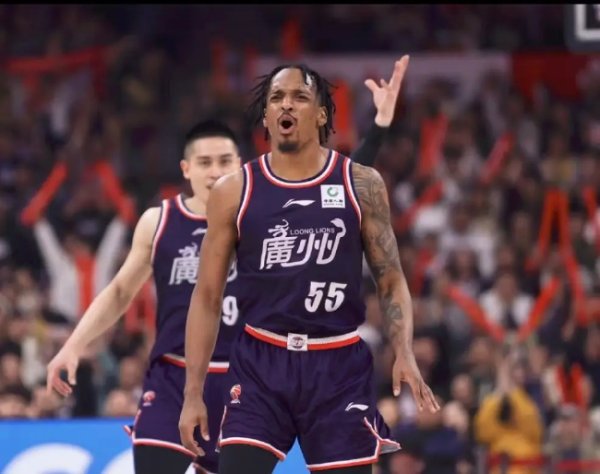 乐鱼体育官网 广厦官宣签下巴里-布朗 上赛季季后赛场均27分